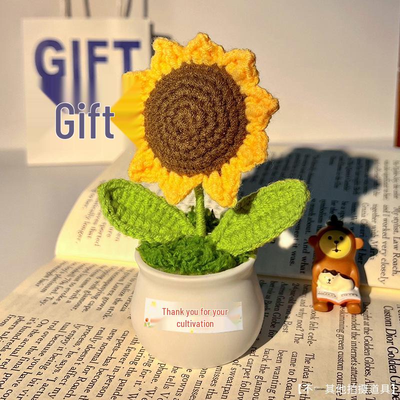 Handmade Sunflower Desk Decoration - Woven Bouquet Gift for Students & Girls