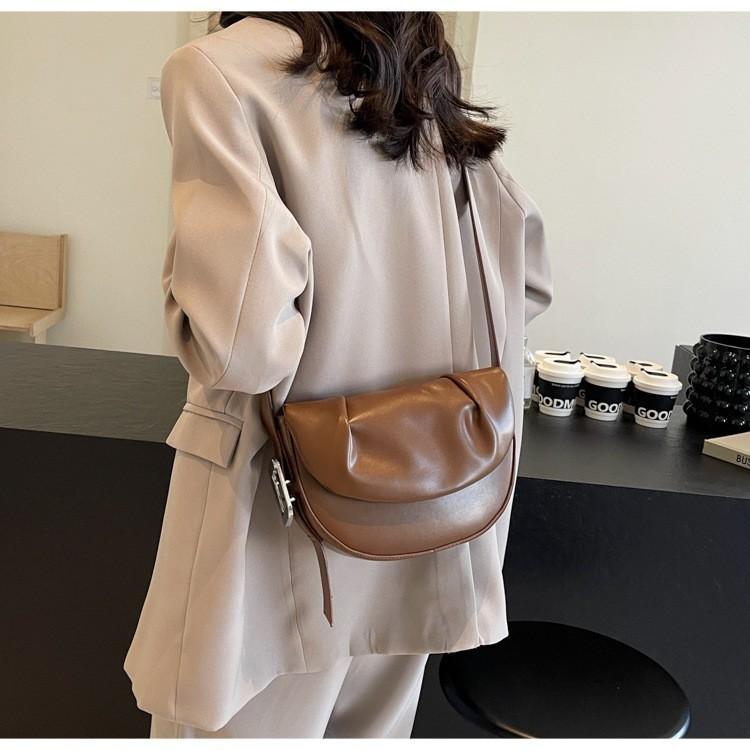 2024 New Spring Women's Saddle Bag Urban Minimalist Pu Shoulder Crossbody Bag Folded Design