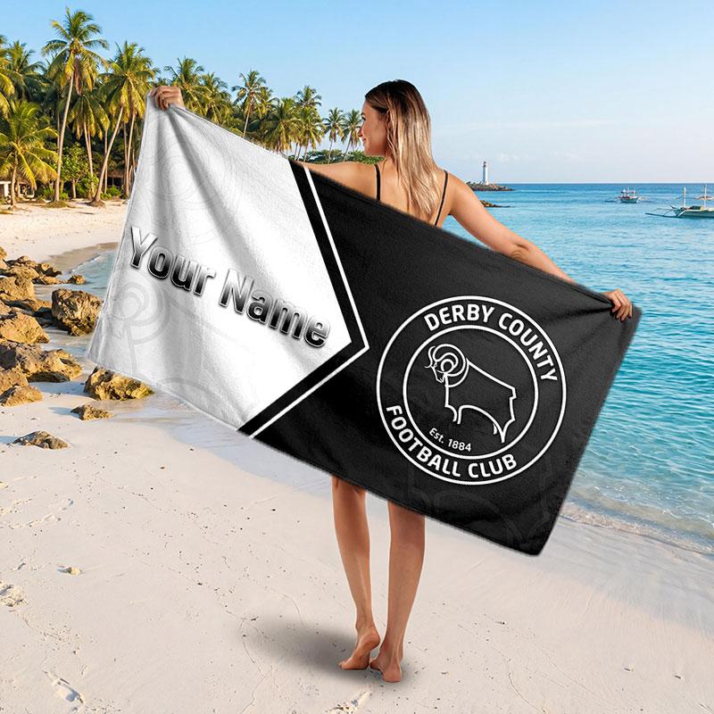 Индивидуальное пляжное полотенце Derby County, Печать с персонализированным текстом (именем), Мягкое быстросохнущее полотенце с логотипом футбольного клуба, Праздничный подарок