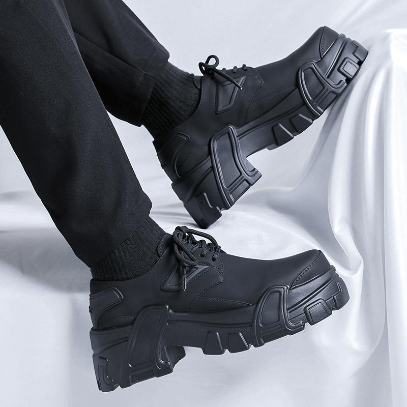 Модные мужские туфли с круглым носком, минималистичный модный и универсальный стиль, высококачественные мужские туфли на толстой подошве для вечеринок на открытом воздухе и повседневных прогулок