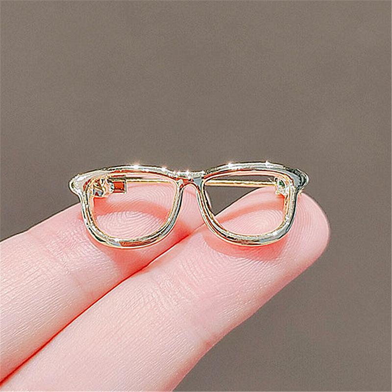 Cute Hollow Little Glasses Brooch Badge Clothing Accessories Jewelry Brooch Pins