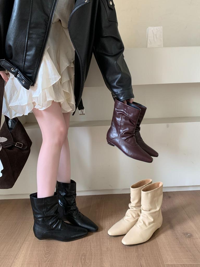 2025 New niche square head fashion short boots women's trendy design sense pleated piled boots soft leather thin wide boots women