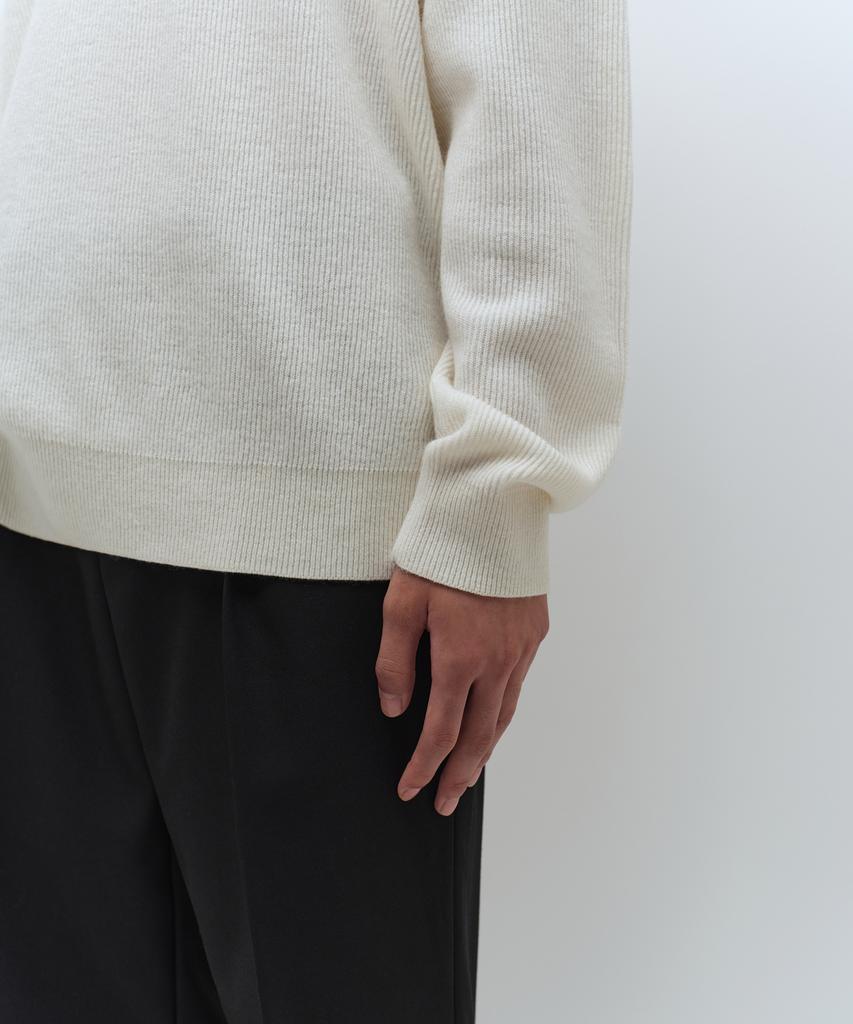 Musinsa Standard [Victoria Wool] Минималистичный вязаный джемпер в рубчик с круглым вырезом [Кремовый]