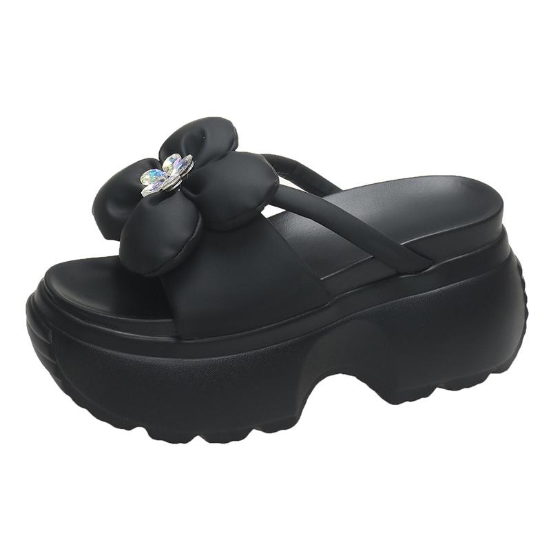 Модные сандалии на толстой подошве для женщин 2024 года, модная летняя новая корейская версия, модные тапочки со стразами и цветком в форме рыбьего рта, по слухам