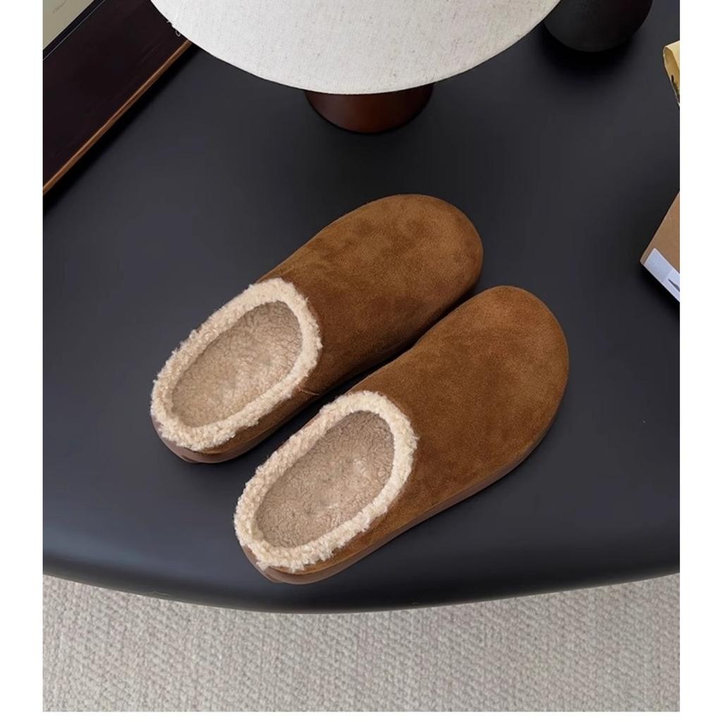 Men's and Women's Universal Slip On Home Shoes - Indoor and Outdoor Winter Non Slip Soft Warm Slippers - Comfortable Home and Casual Wear