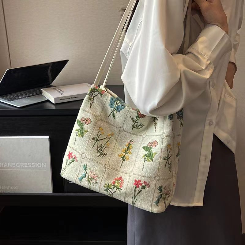 Floral Embroidery Black Shoulder Bags Women Vintage Casual Canvas Bag Purses Female Harajuku Aesthetic Handbag