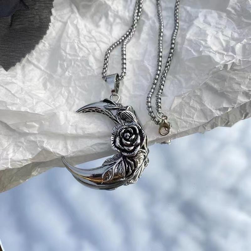 Moon Female Couple European and American Ins Street Punk Pendant Sweater Chain Necklace Pendant
