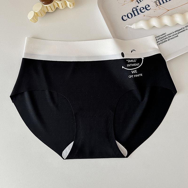 Нижнее белье со смайликами, женские удобные дышащие трусики, бесшовные трусы со средней талией для девочек