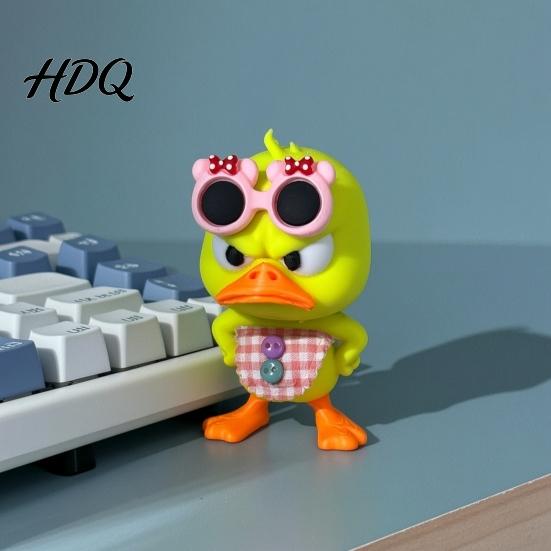 Уникальный подарок для друзей 3D-печатная фигурка милой утки в очках, сердитая поза, декор для стола, креативное украшение-утенок, для офиса, книжной полки, автомобиля,