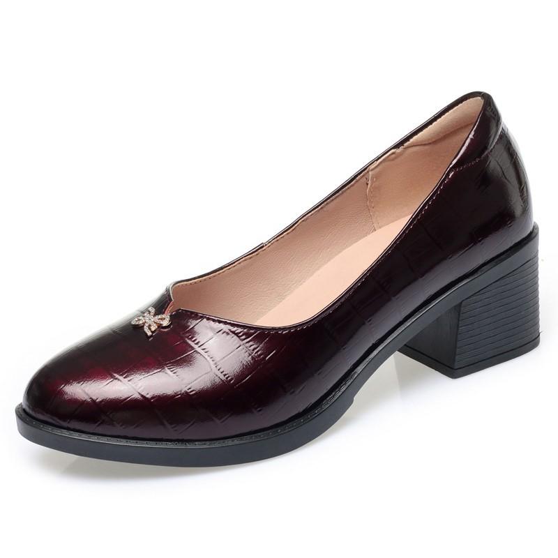 Модная женская обувь AIYUQI на среднем каблуке 2024 весна новая формальная обувь женская обувь из натуральной кожи большой размер 41 42 43 женская рабочая обувь