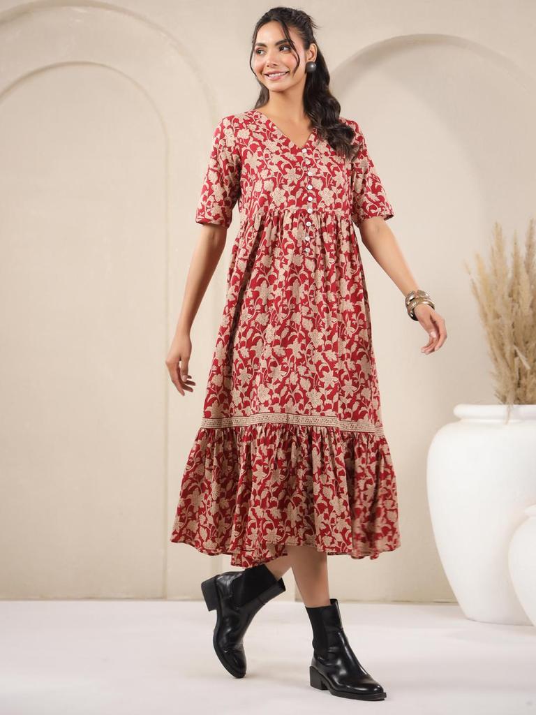Платье с принтом ручной работы, летнее платье миди с ярусами из красного хлопка, цветочное платье в стиле бохо-шик, праздничное платье ручной работы в Индии с карманами и V-образным вырезом