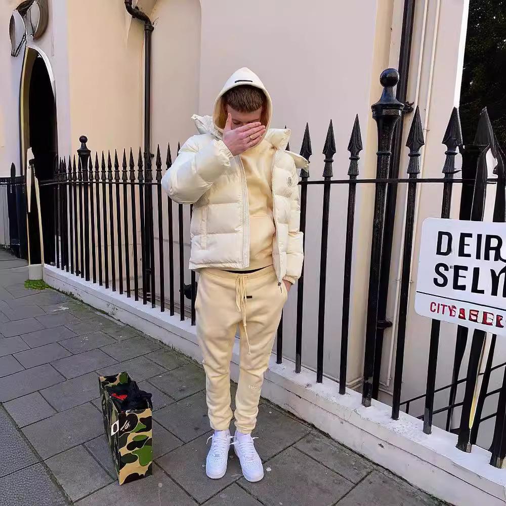 Бежевая хлопковая куртка Trapstar с маленьким логотипом и съемным капюшоном