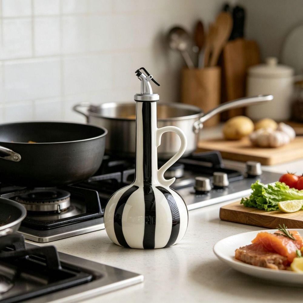 Nordic Style Ceramic Oil Bottle Hand-drawn Stripes Olive Oil Dispenser Bottle Kitchen Supplies
