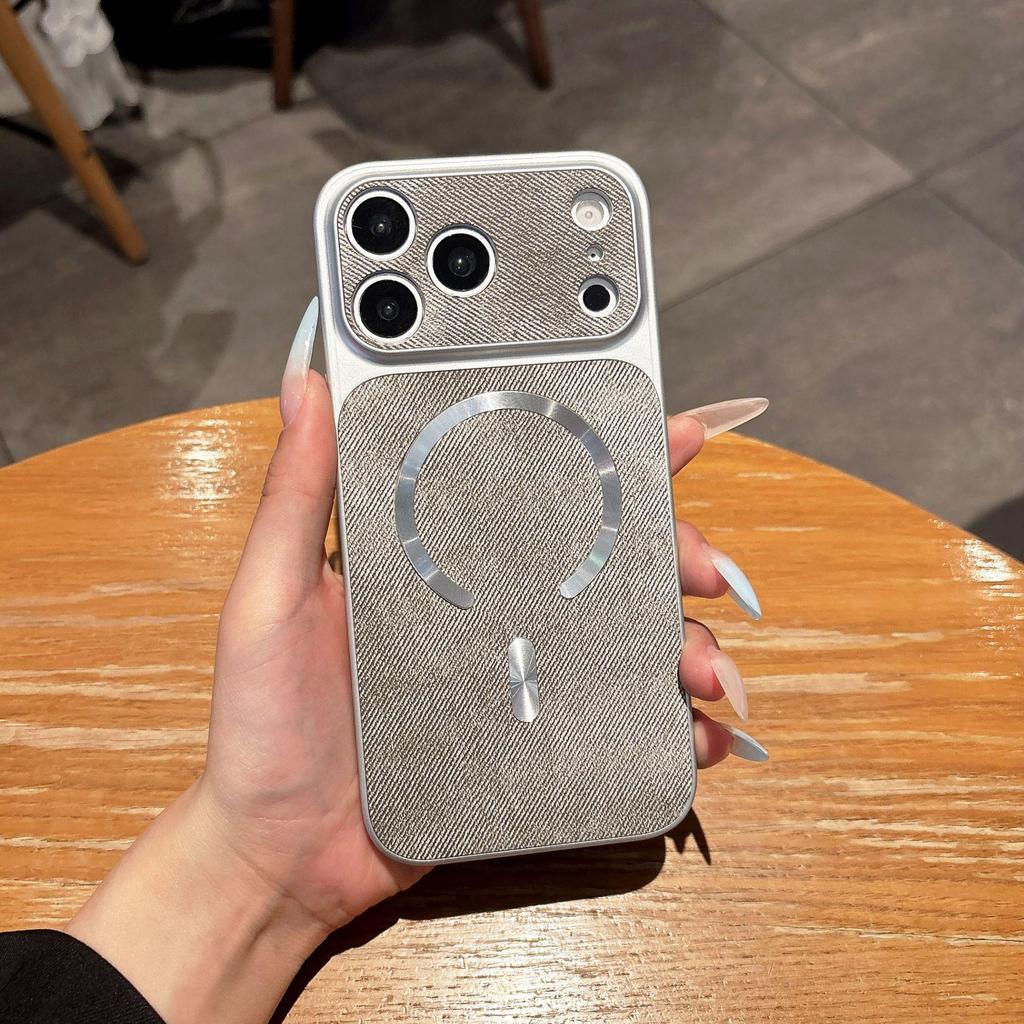 Совместимый чехол для Apple iPhone: 17 Pro Max Джинсовая текстура, Магнитное притяжение с C-образным кольцом, Защитный чехол для iPhone 16 и 15/14 Plus.