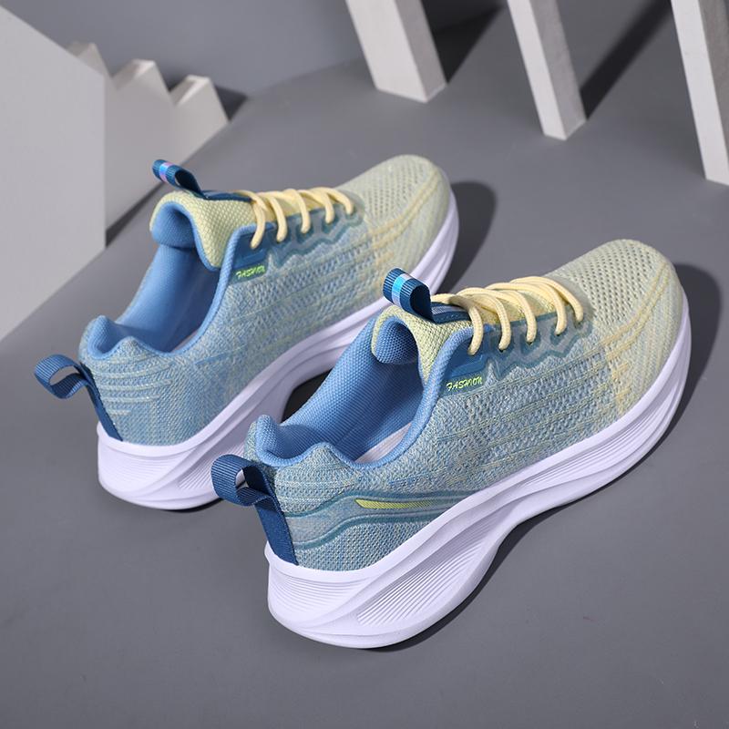 Мода Fly Weaving Новые женские легкие повседневные кроссовки для спорта на открытом воздухе Женские высококачественные популярные универсальные повседневные кроссовки для бега