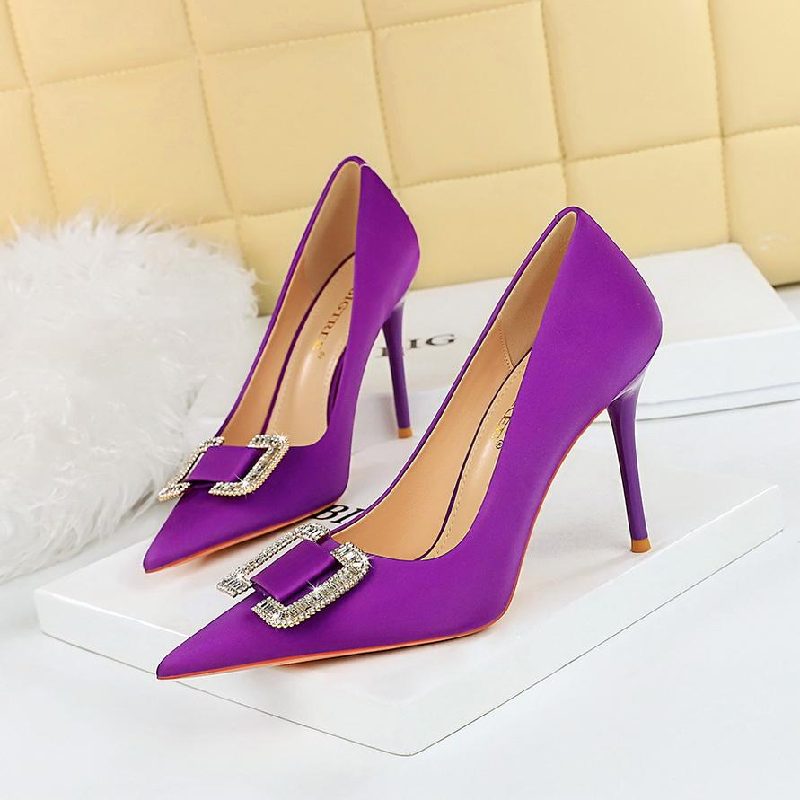 Модные женские туфли на высоком каблуке с острым носком и острым носом, туфли с водяными пуговицами и бриллиантами, модные женские туфли на высоком каблуке