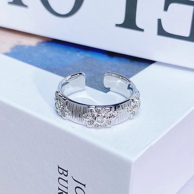 Sweet Light Luxury Zircon Super Flash Exquisite Open Ring Niche High-End Sense Stacking Wearing Colored Treasure Ring Women'S Model