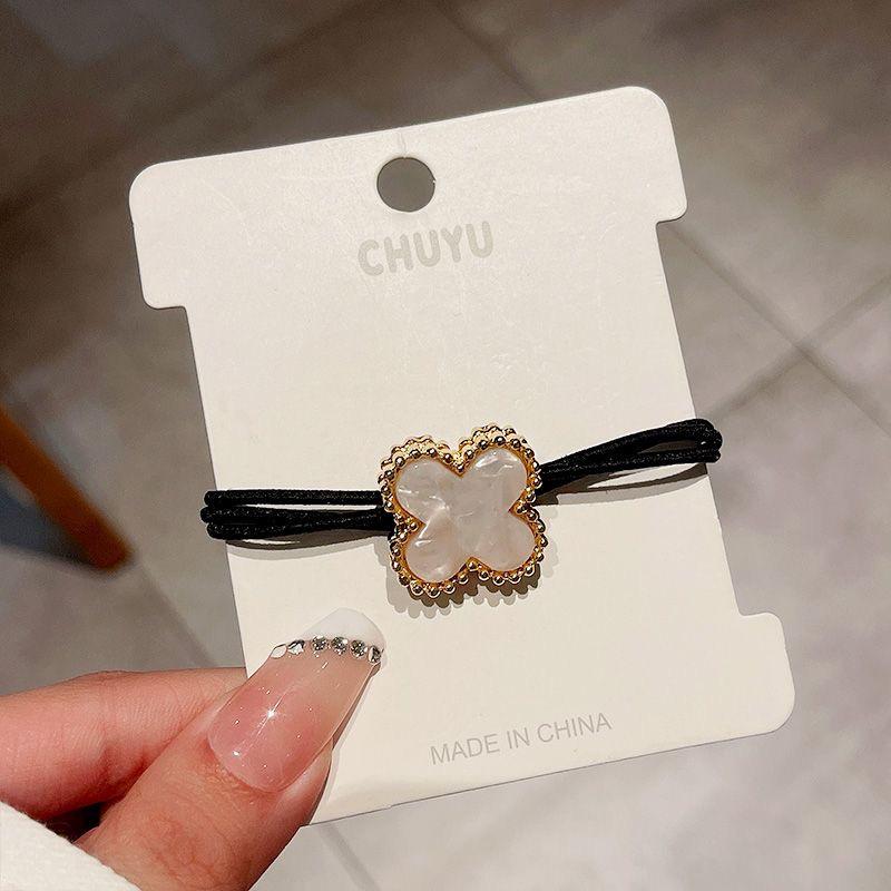 High-End Autumn & Winter Four-Leaf Clover Hair Band for Women - Simple & Elegant