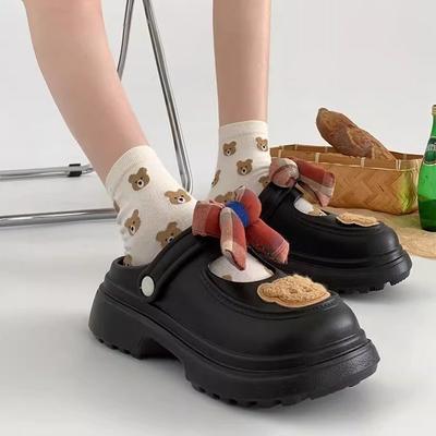 2025 лето новая мода туфли на платформе женские с бантами носить милые туфли с дырочками нескользящие пляжные сумка на голову тапочки