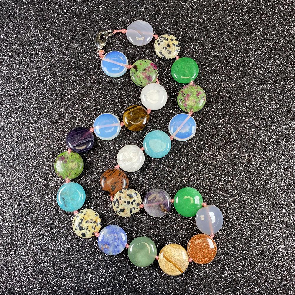 Бусины из полудрагоценных камней