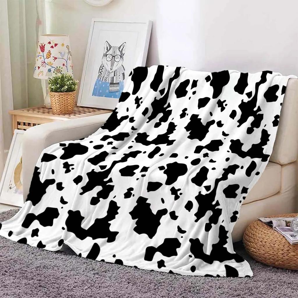 1 Piece of Black and White Cow Pattern Blanket Double-sided Flannel Digital Printed Sofa Blanket, Air Conditioning Cover Blanket