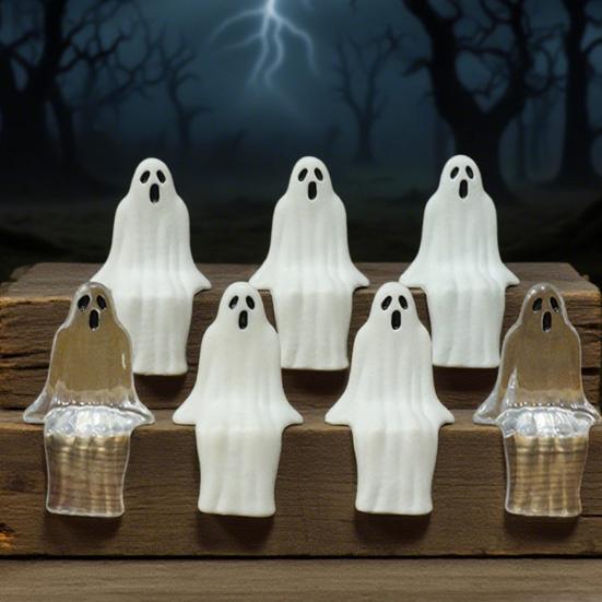 20 Pcs Mini Ghost Ornaments Sitting Ghost Miniatures Halloween Screaming