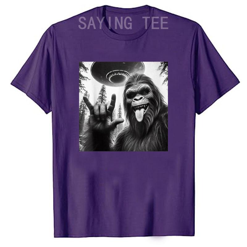 Funny Sasquatch Bigfoot Rock on Selfie with UFO Alien T-Shirt Humorous Father's Day Daddy Gift Short Sleeve Awesome Saying Tee
