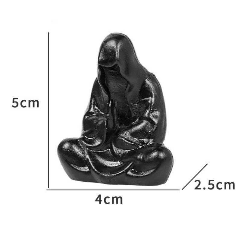 Black Robed Gothic Desktop Figurine Elegant Pvc Decor For Stylish Home And Office