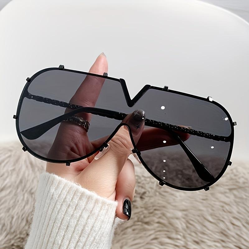 Fashion Brand Square Sunglasses For Women Vintage Metal Frame Retro Luxury Designer Female Sun Glasses Trendin Uv400 Eyewear