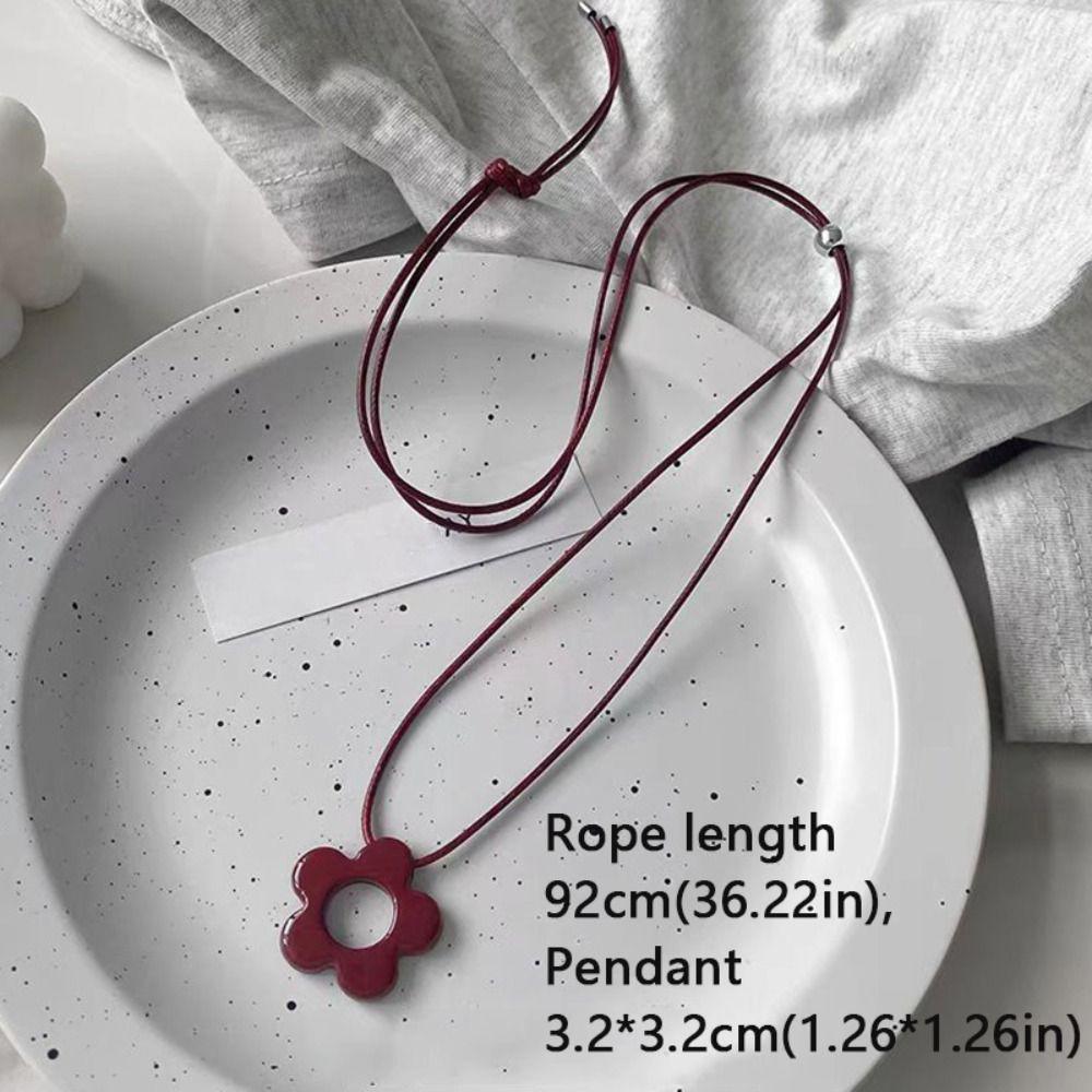 Resin Flower Pendant Long Chain Necklace Handmade Charm Adjustable Sweater Chain Rope Chain Pendant Necklace Fashion Accessory