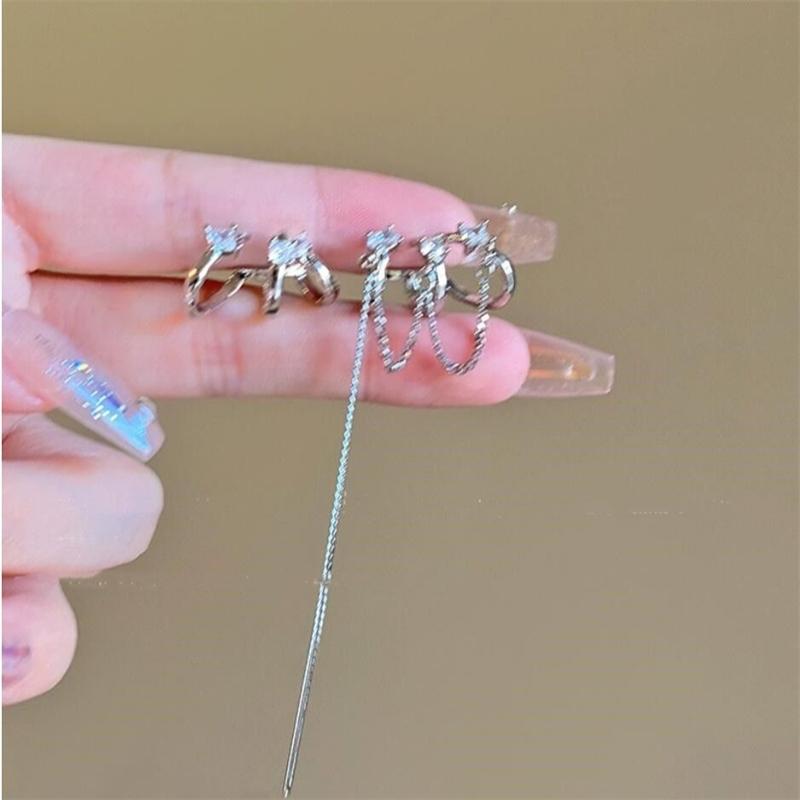 2 Pcs/lot Asymmetrical Women's Clip Earrings Silver Color Chain Tassel Pendants Punk Hiphop Crystal Non-Piercing Ear Cuff