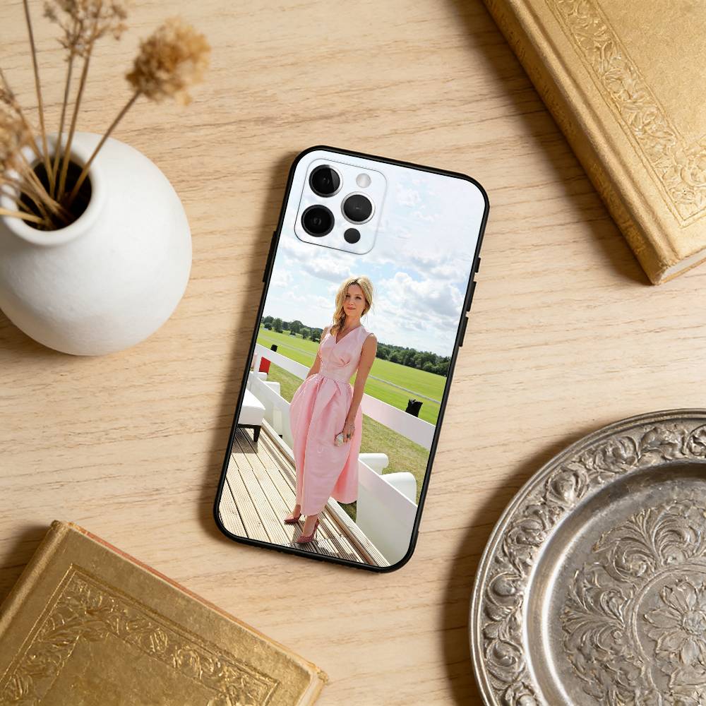 КРУТАЯ A-Annabelle W-Wallis Мягкий Силиконовый Черный Чехол, Чехол для Телефона Для iPhone 17,16,15,14,13,12,11 Plus,Pro Max,XS