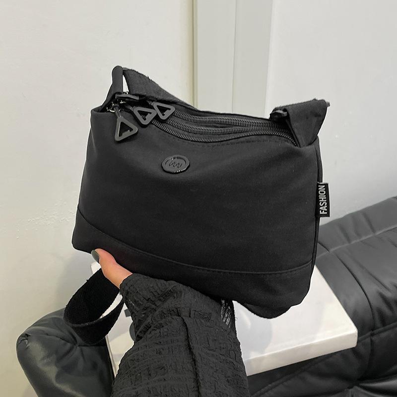 Niche Женская универсальная сумка через плечо для женщин Универсальная новая модная сумка на одно плечо для поездок на работу для женщин