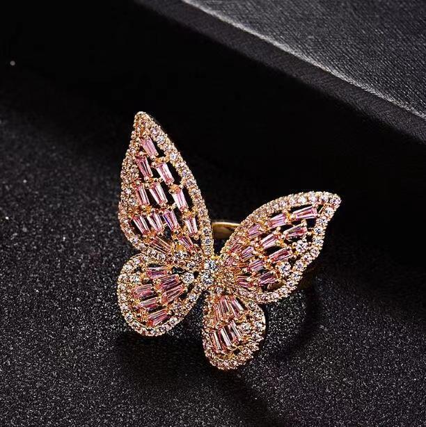 Mysterious Sexy Black Crystal Butterfly Rings Korean Fashion Jewelry Party Gothic Girl Exaggerated Accessories for Woman Gifts