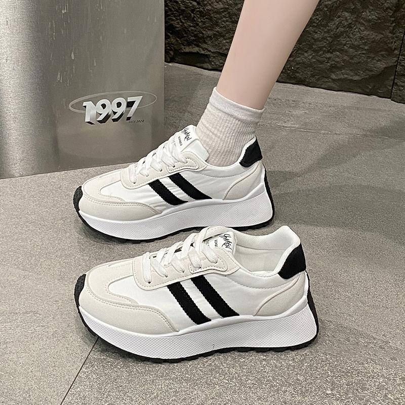 Мода 2025 Новые Весна Осень Легкие Мягкая Подошва Толстая Основа Повседневная Спортивная Обувь в Старом Стиле Универсальная Модная Женская Обувь