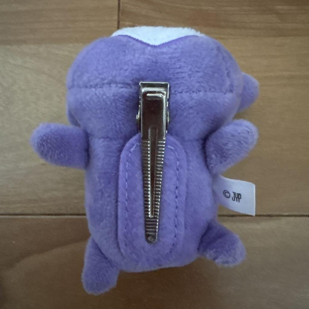 [Б/У] TWICE Заколка для волос Sabrie READY TO BE