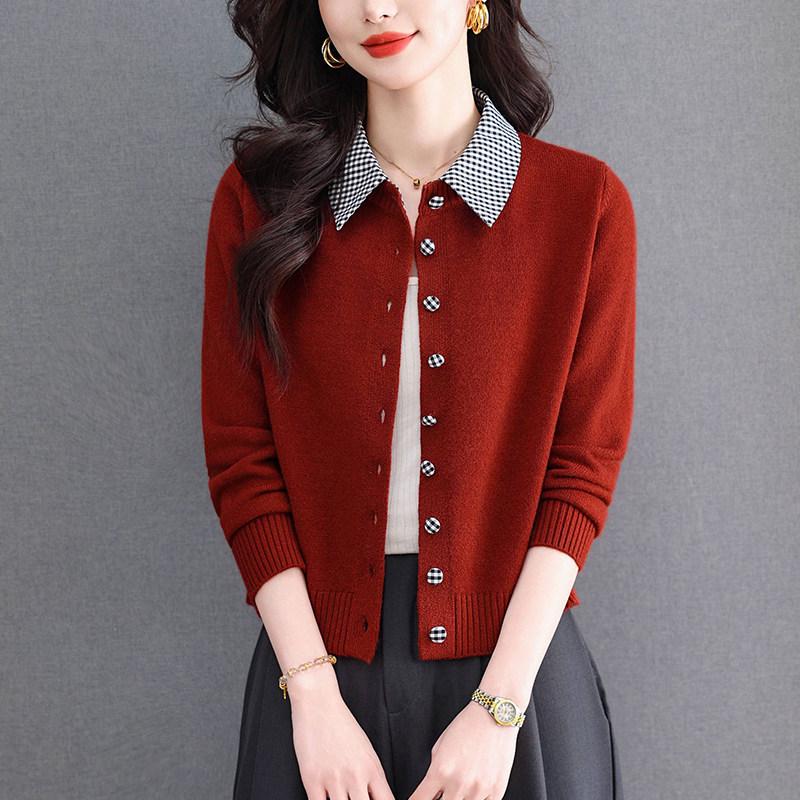Women's Spring 2026 Lapel Knit Cardigan: Multi-Button Patchwork Color Block Style, Short Age-Reducing Jacket