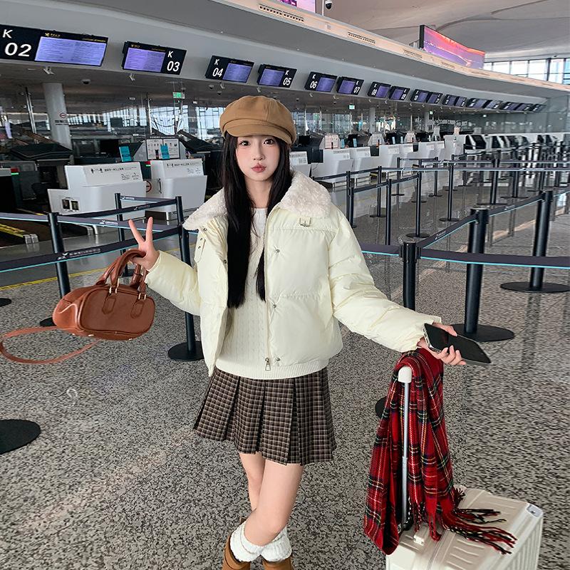 Женская новая зимняя модная крутая куртка с лацканами из овечьей шерсти, короткая универсальная бархатная куртка с подкладкой