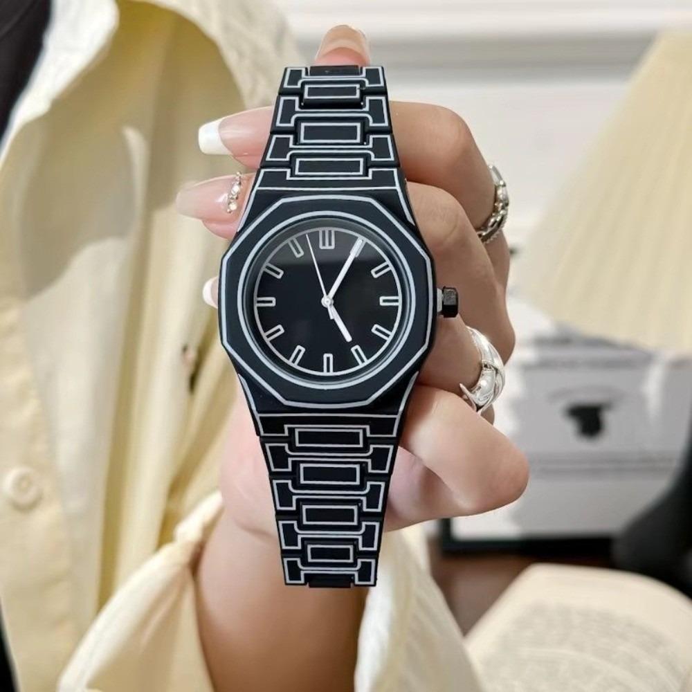 Silicone Strap Men's and Women's Quartz Watch Casual Wristwatch Fashion Sports Watch Unisex