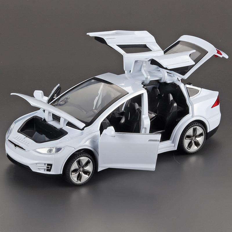 1:32 Симуляция Модель Tesla Model X Модель из сплава Модель автомобиля Звук и свет открывающихся дверей Инерционный механизм Детские игрушки