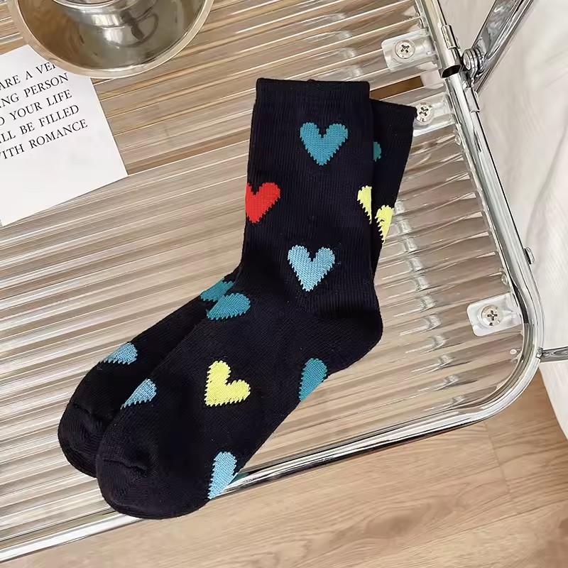 2 Pairs Funny Loving Red Heart Pattern Men Women Crew Socks Street Trend Crew Socks Gift Men Husband Cute Socks Novelty Funky