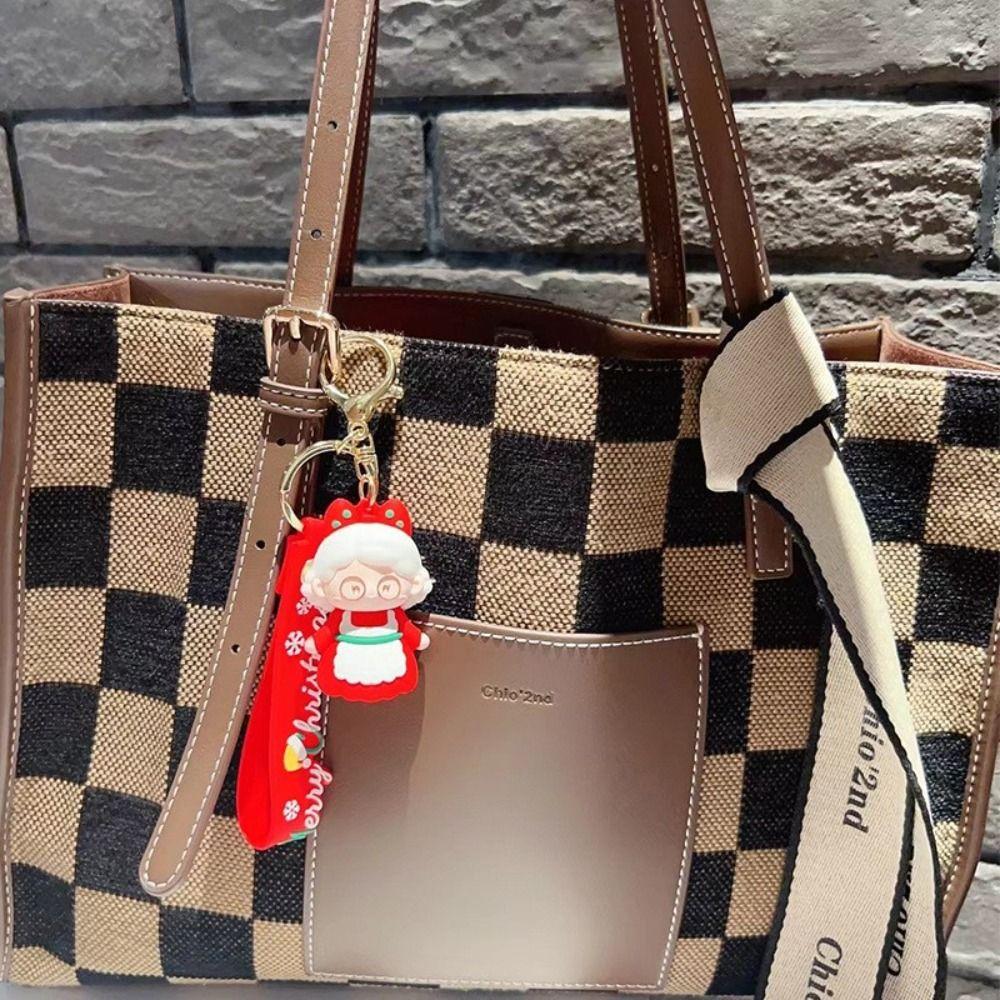 Ornaments Santa Claus Christmas Series Keychain 3D Doll Keychain Car Keys Ring New Year Keychain