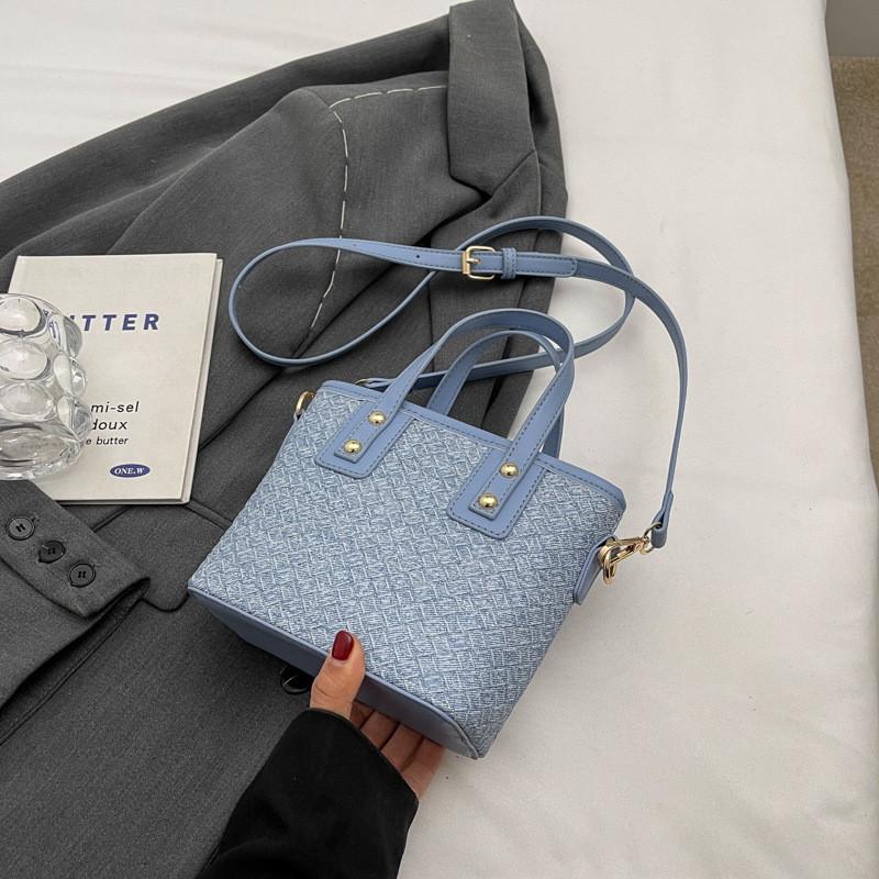 IELGY Fashionable Versatile Portable Bucket Bag, Retro High-end Shoulder Commuter Messenger Bag