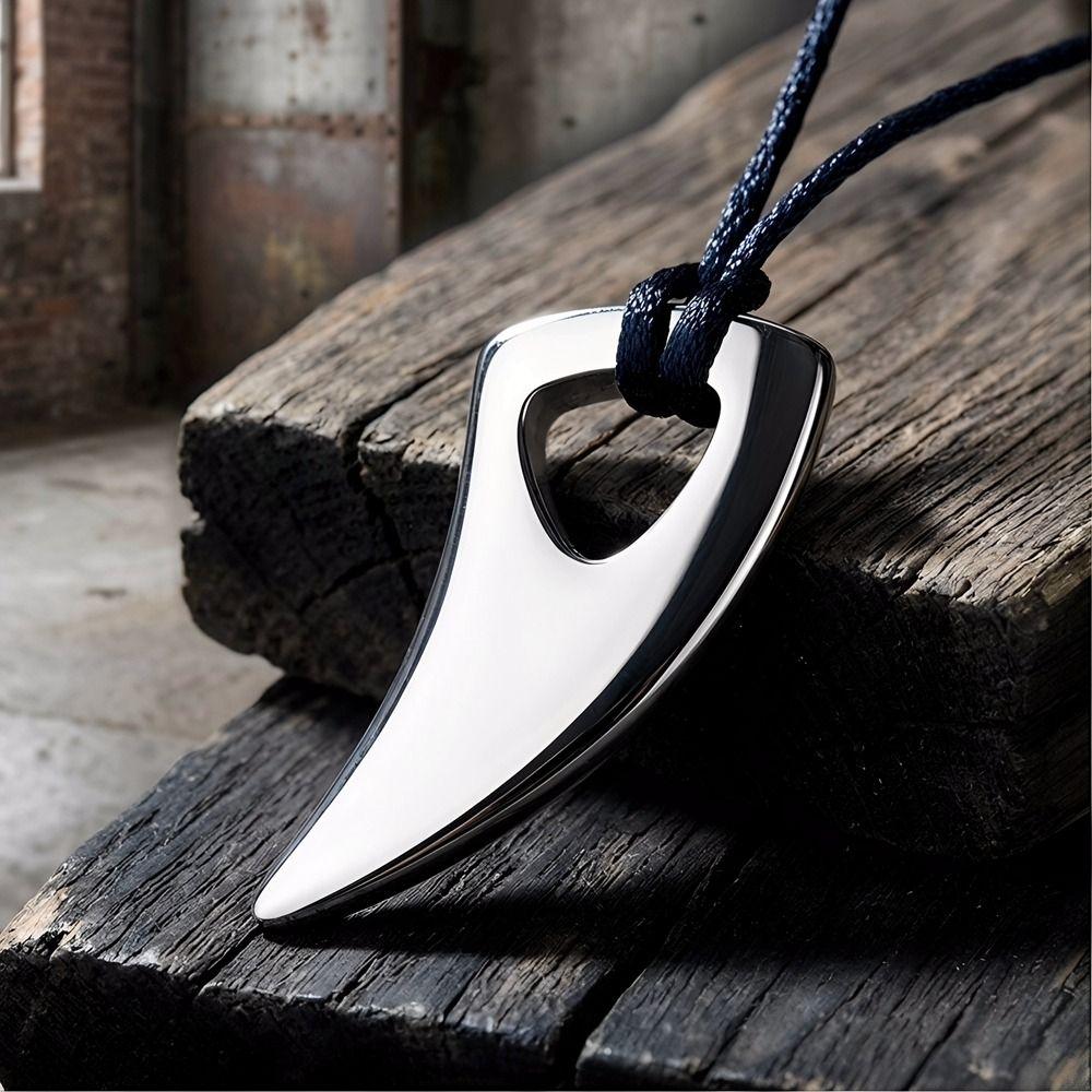 Bull Horn Design Wolf Tooth Necklace Punk Crescent Tooth Leather Rope Necklace Women