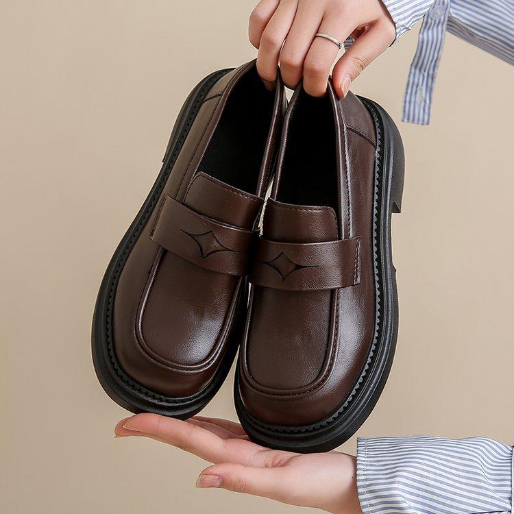 Туфли женские кожаные на платформе, весна 2025, новые туфли на толстом каблуке, ретро-лоферы с одной педалью в британском стиле для женщин