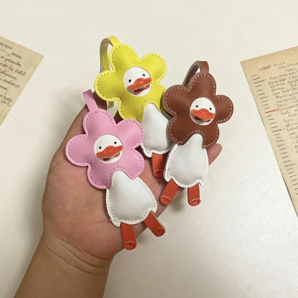 PU Leather Flower Duck Keychain Animal Phone Chain Aesthetic Bag Charm Car Decor