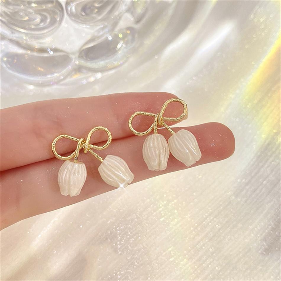 Серьги-гвоздики в виде цветка тюльпана белого цвета для женщин Brincos Feminino Fashion Rhinestone Jewelry