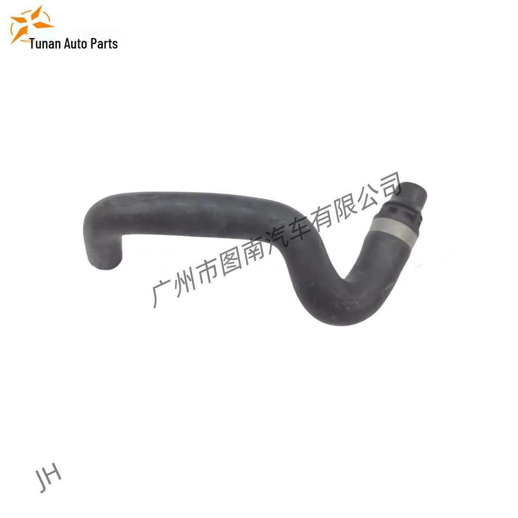 XC90/S90 V90/XC60 S60/V60 Car Radiator Hose.