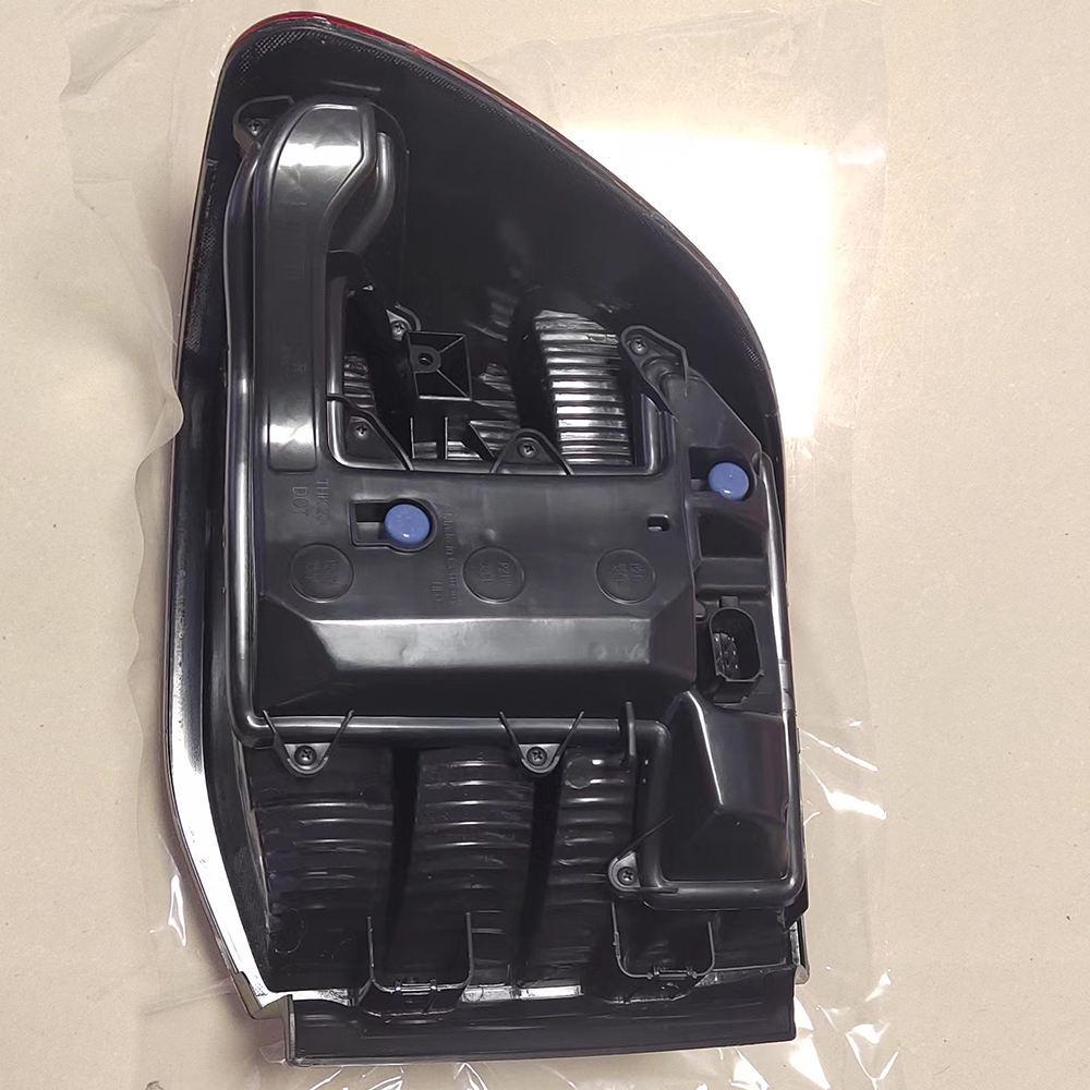 Совместимый задний/стоп-сигнал для Porsche Cayenne 2008-2010 (Номера деталей: 95563148802, 95563148702)