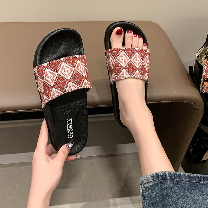 35-44 размеры женская обувь лето новая шлепанцы на одном слове женские для улицы удобная толстая подошва простые сандалии шлепки